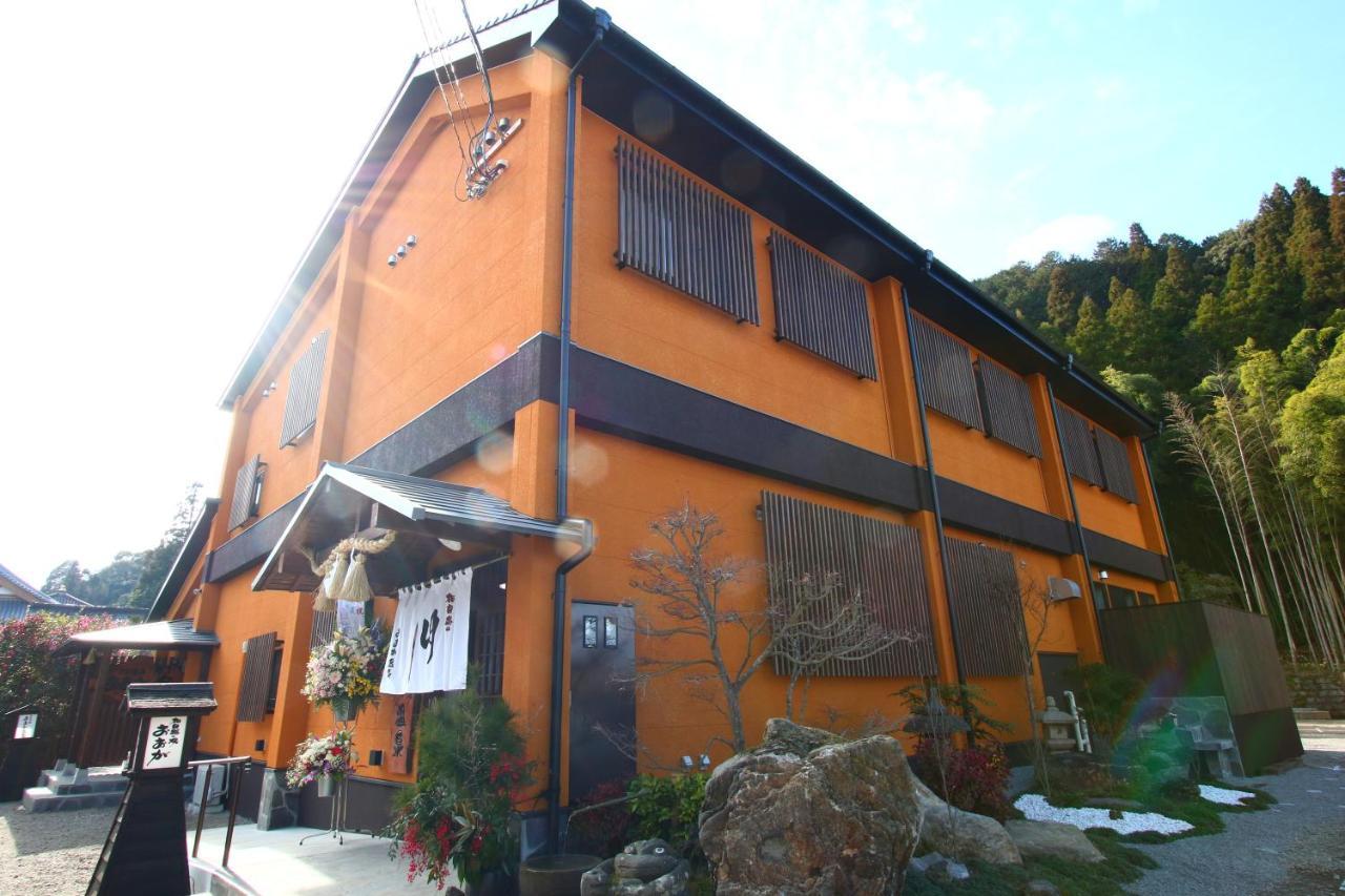 Готель Hitoyoshi Onsen Ohgano Yado Екстер'єр фото