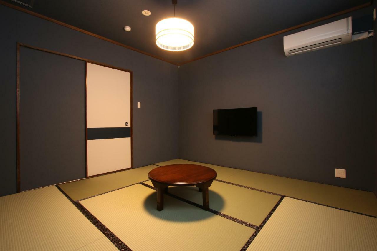 Готель Hitoyoshi Onsen Ohgano Yado Екстер'єр фото